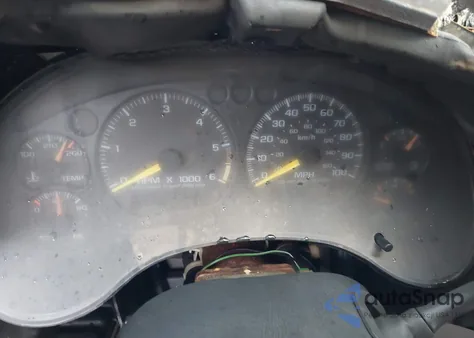 1998 Chevrolet Blazer Ls z USA, uszkodzony, nr VIN 1GNCT18W5WK242547